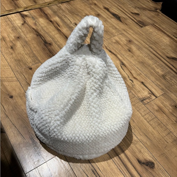 UGG tablet pillow - Picture 3 of 3